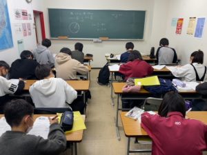 KEC 塾 予備校 くずは本校 定期テスト勉強