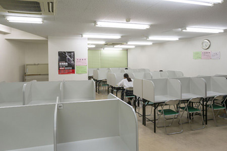 山田本校、自習室