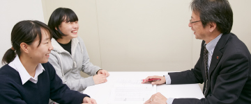 「いつもの先生」が進路相談にも対応
