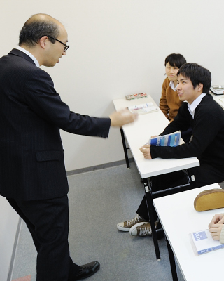 豊富な講座設定&ターム制